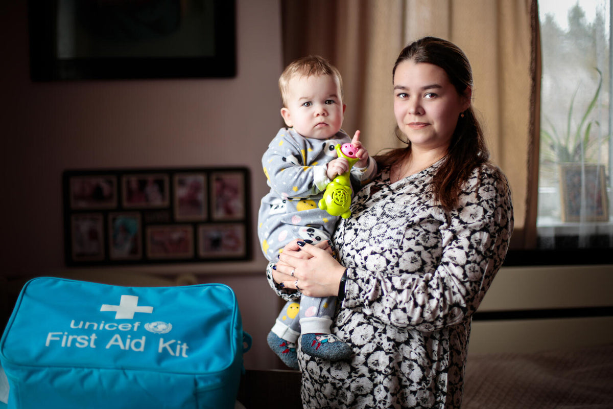 Uniseth Box Give the Charity Gift of 1 Family Survival Gift Box - UNICEF Australia ...