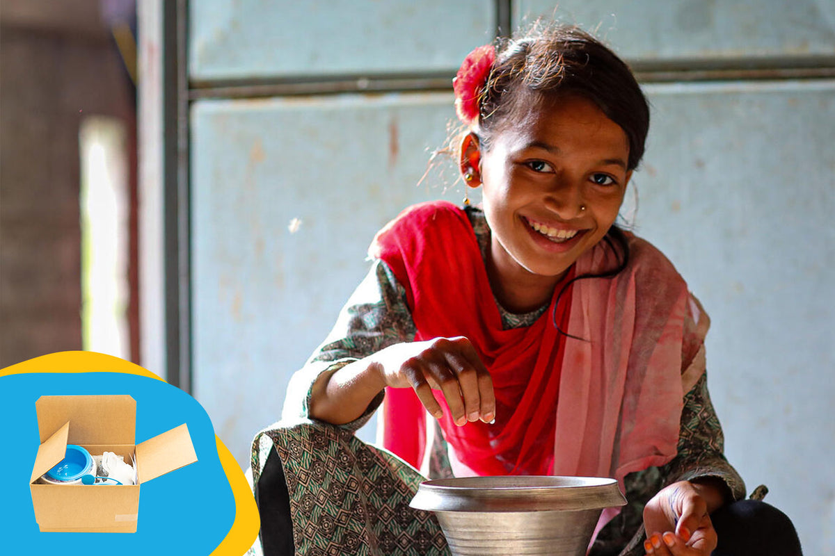 Girl using UNICEF wash kit © UNICEF/UN0688036/Yeasmine